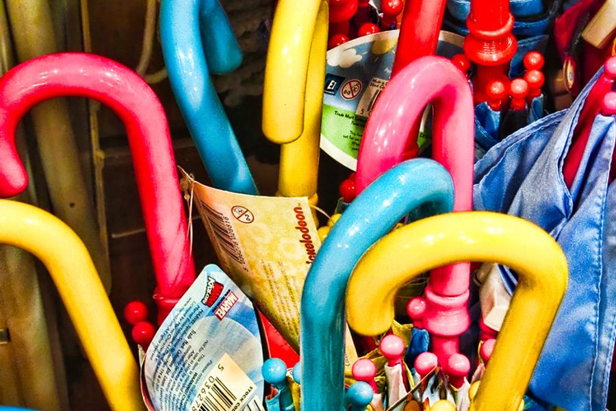 Poignées de parapluies enfants colorées